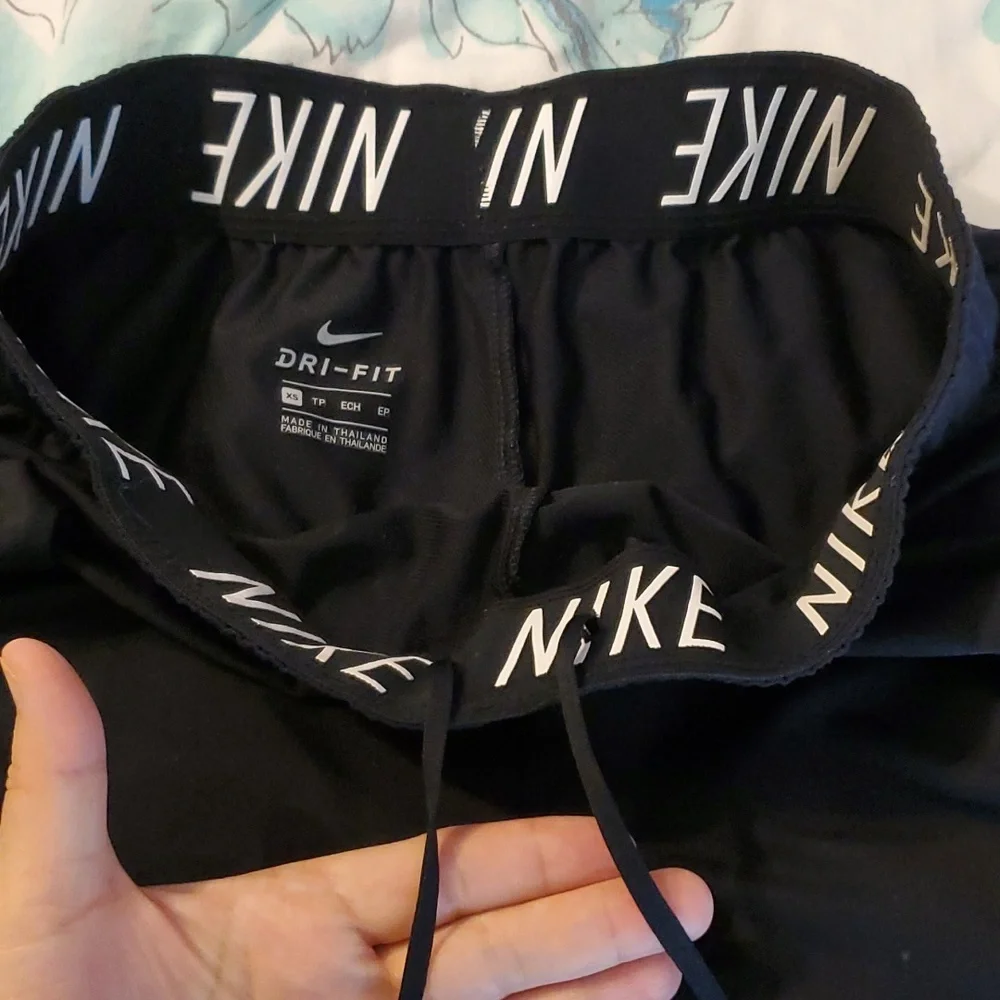 NIKE dri-fit running shorts black XS - Picture 3 of 6